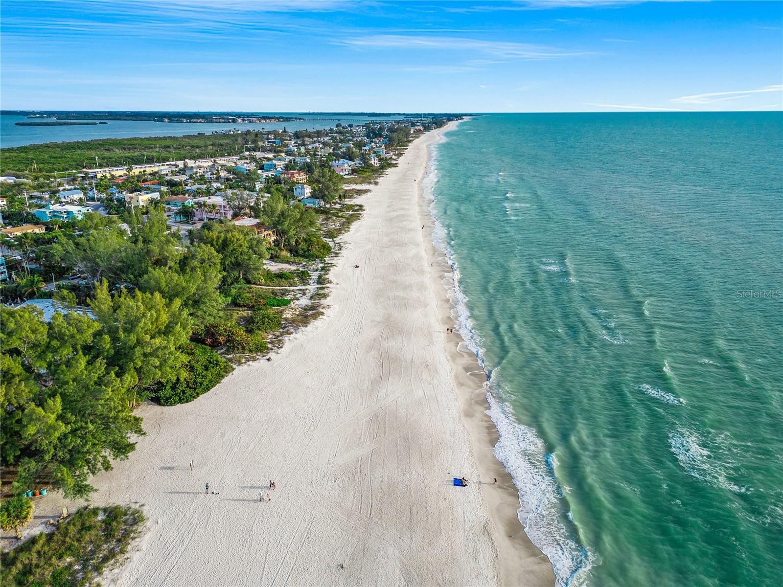 HOLMES BEACH DEV 1ST UNIT - Residential