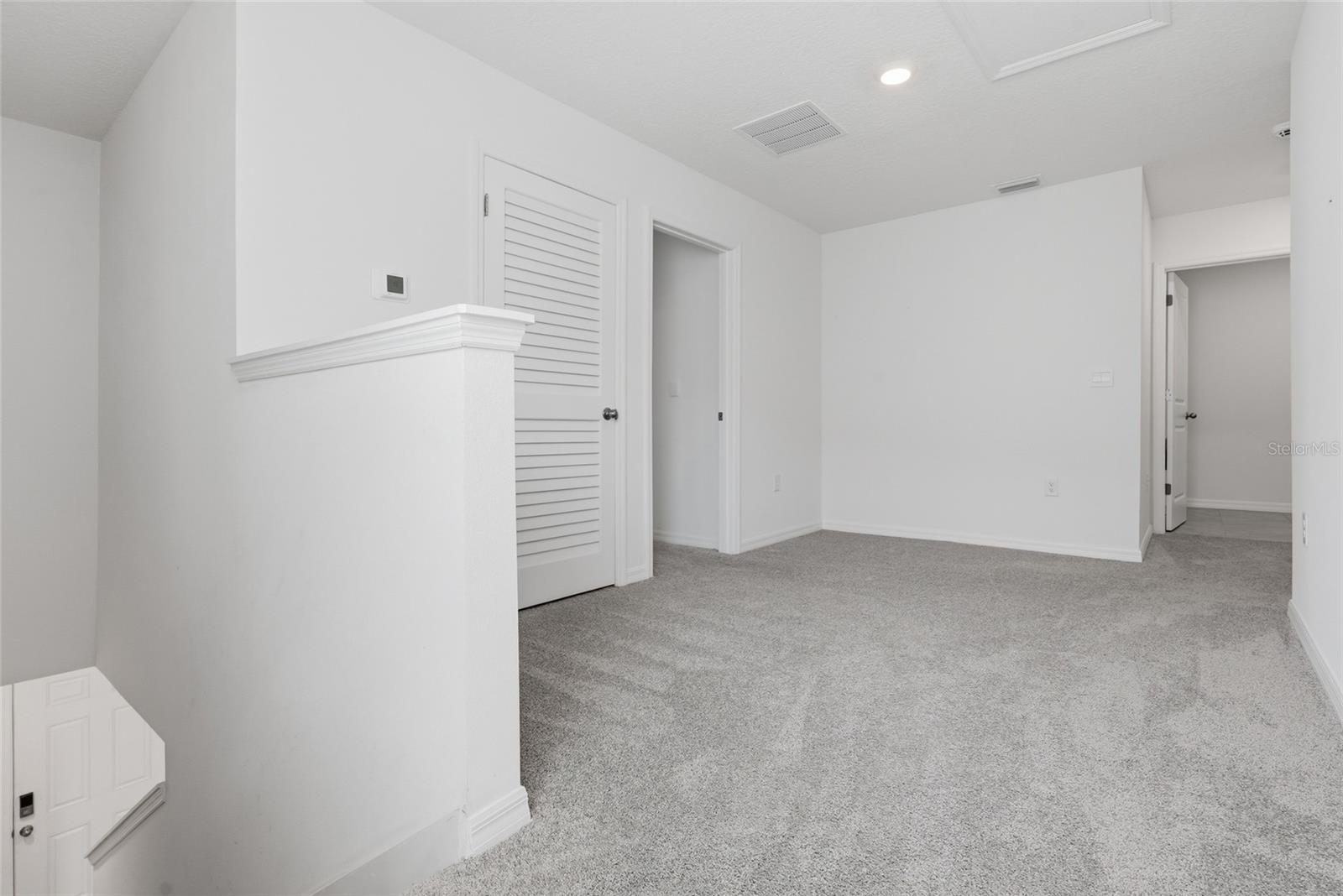 AVALON WOODS - Residential