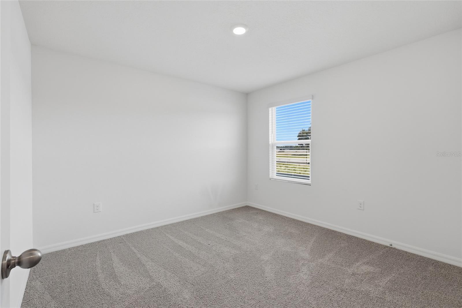 AVALON WOODS - Residential