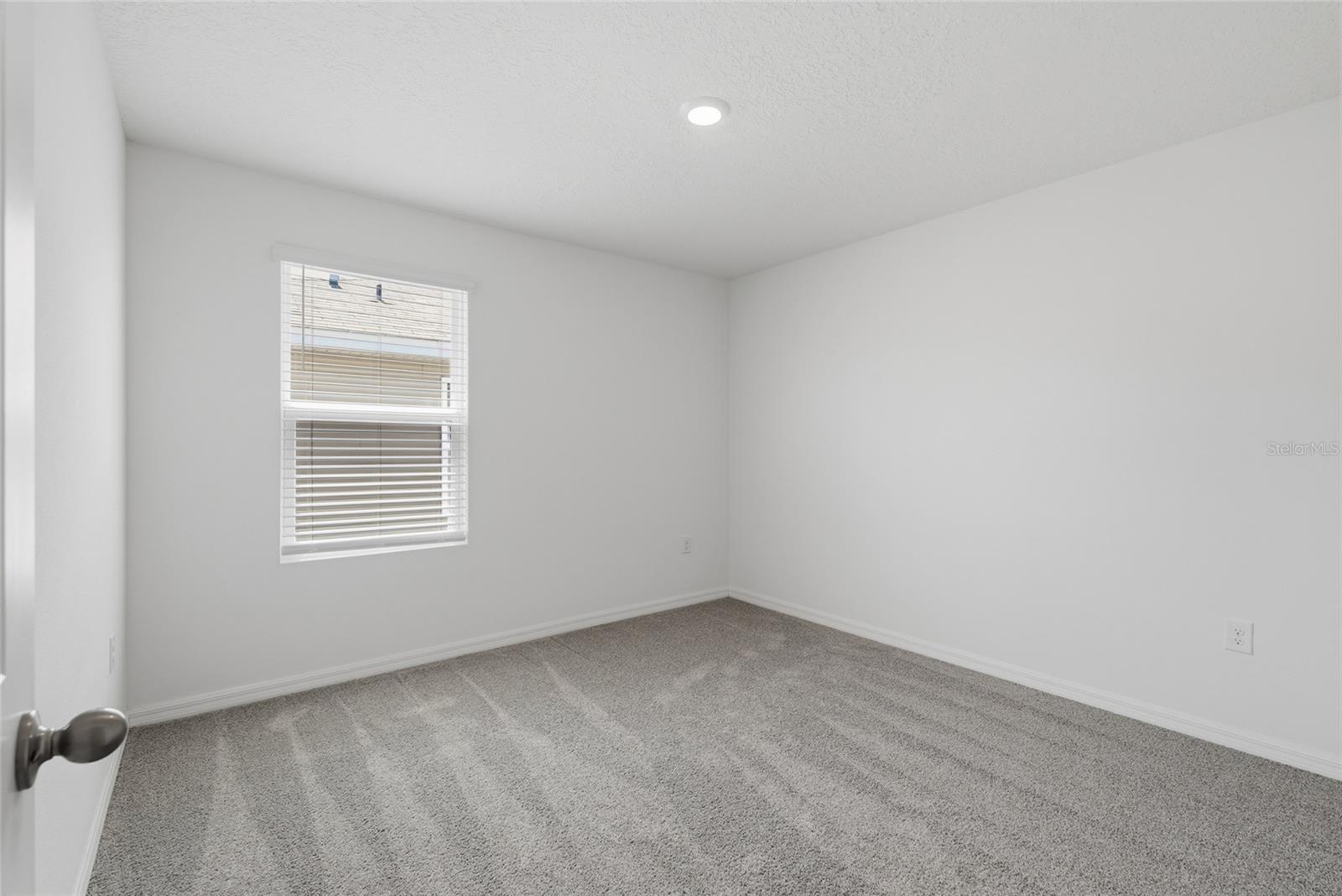 AVALON WOODS - Residential