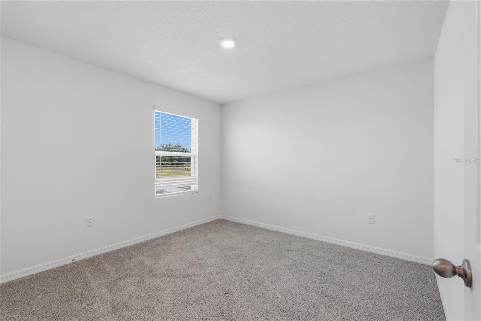 AVALON WOODS - Residential
