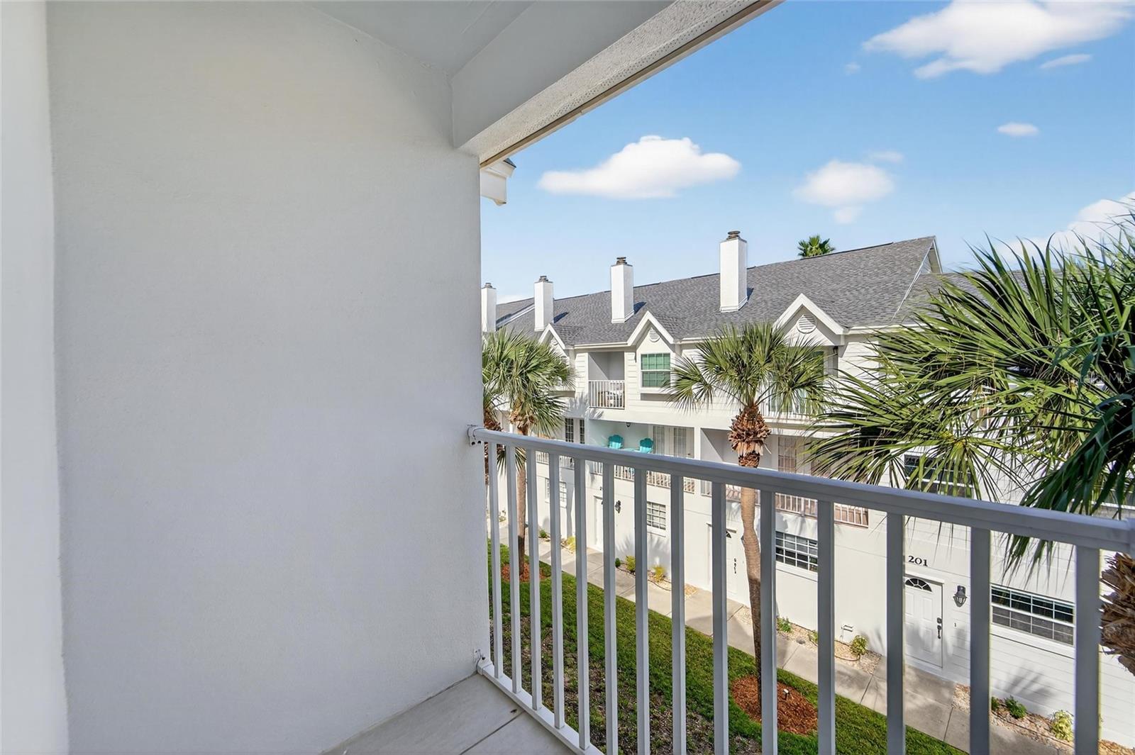 SUNSET REEF - Residential