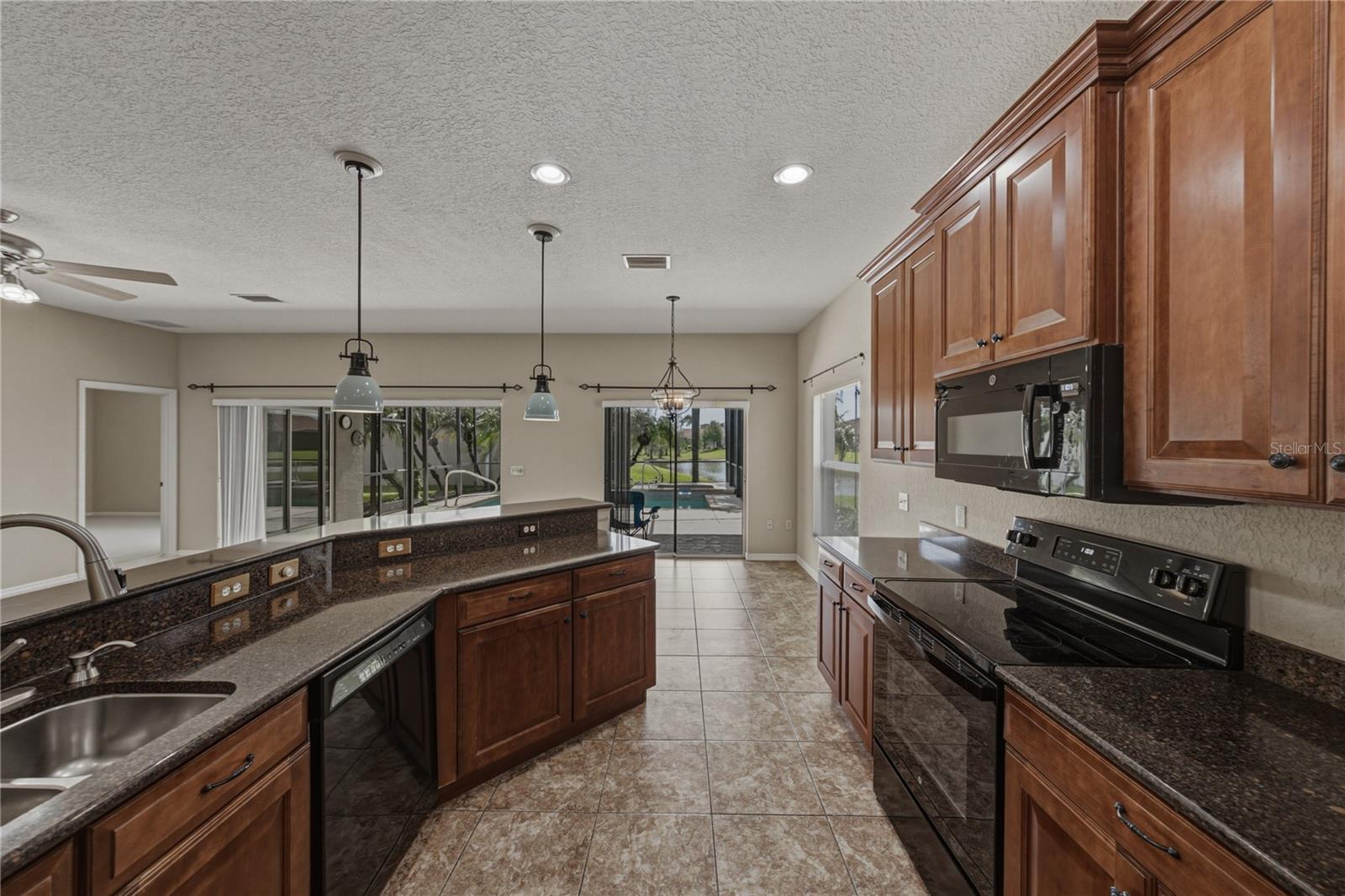 LAKE ASHTON GOLF CLUB PH 02 - Residential
