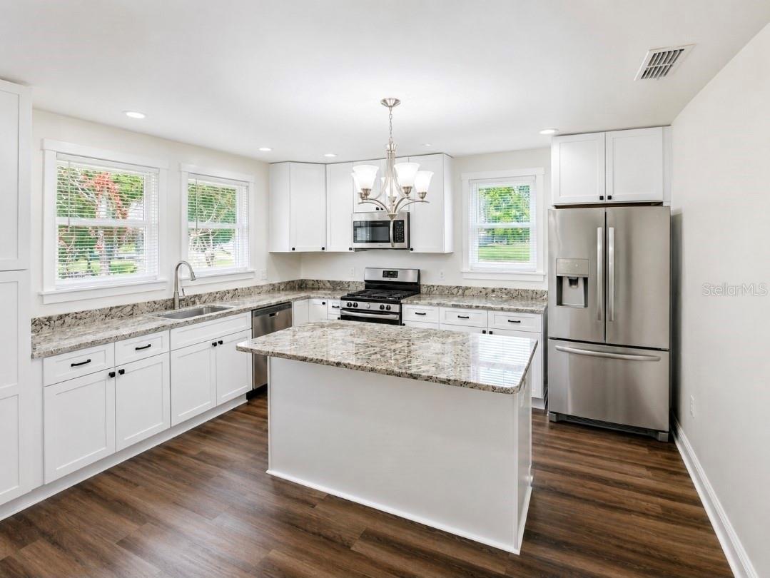 VERONA PARK - Residential