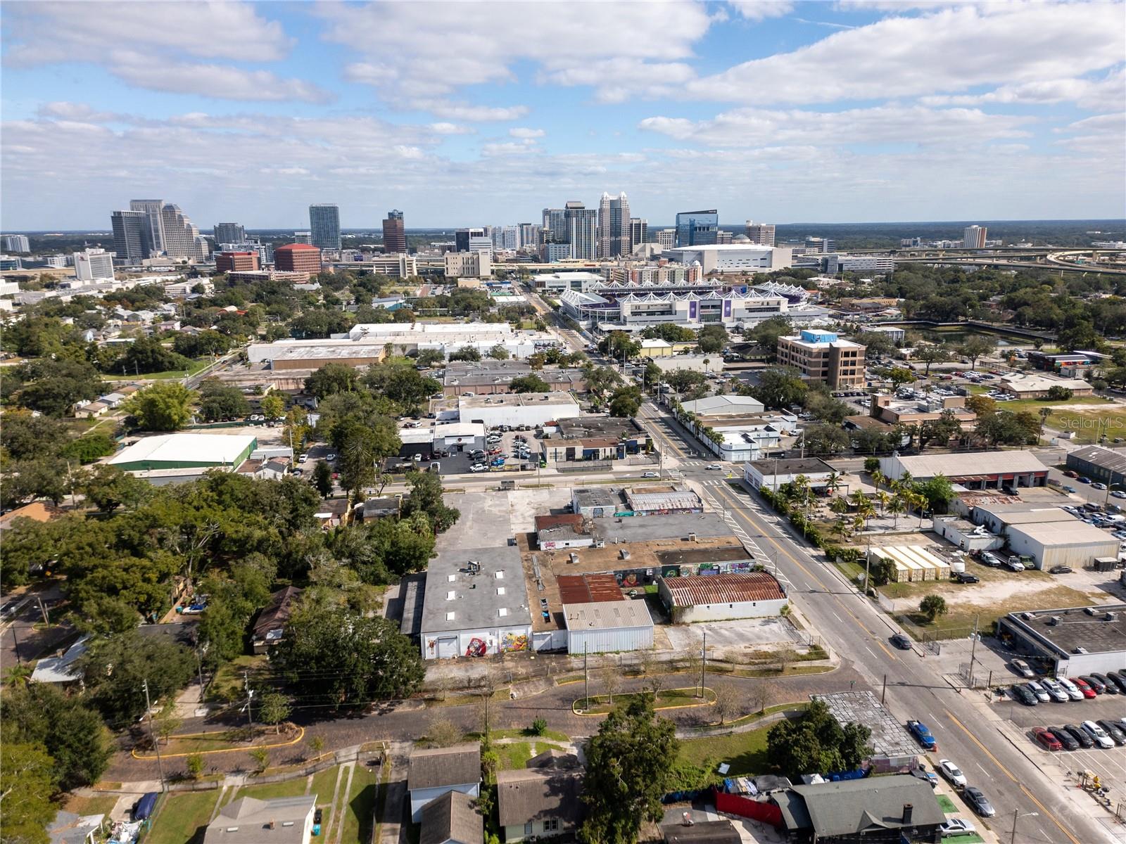 WEST CENTRAL PARK - Commercial Sale