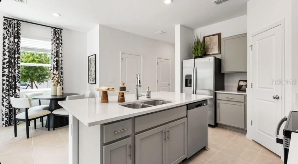THE TOWNS AT SKYE RANCH - Residential
