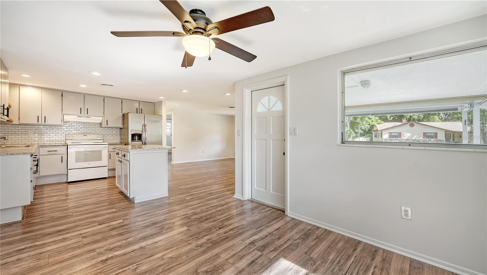 ARLINGTON PARK - Residential