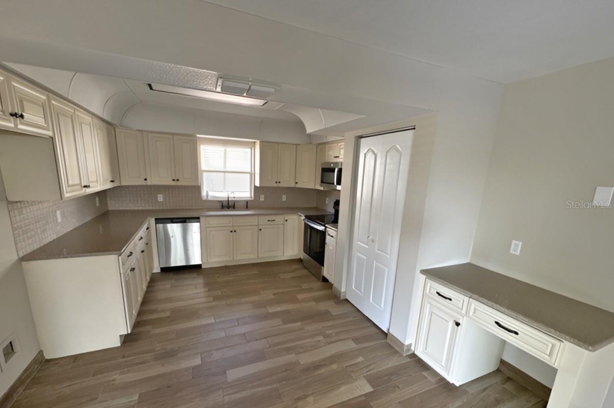 PORT CHARLOTTE SUB 08 - Residential