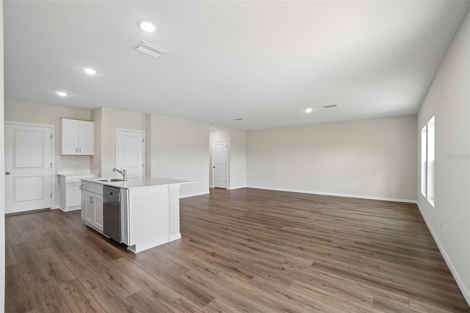 TWO RIVERS - Residential