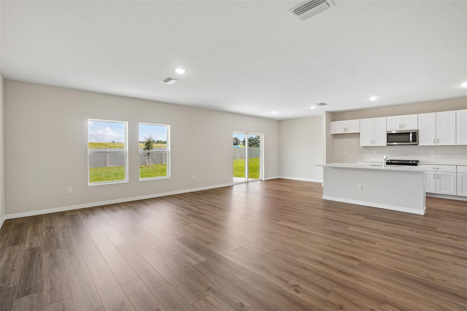 TWO RIVERS - Residential