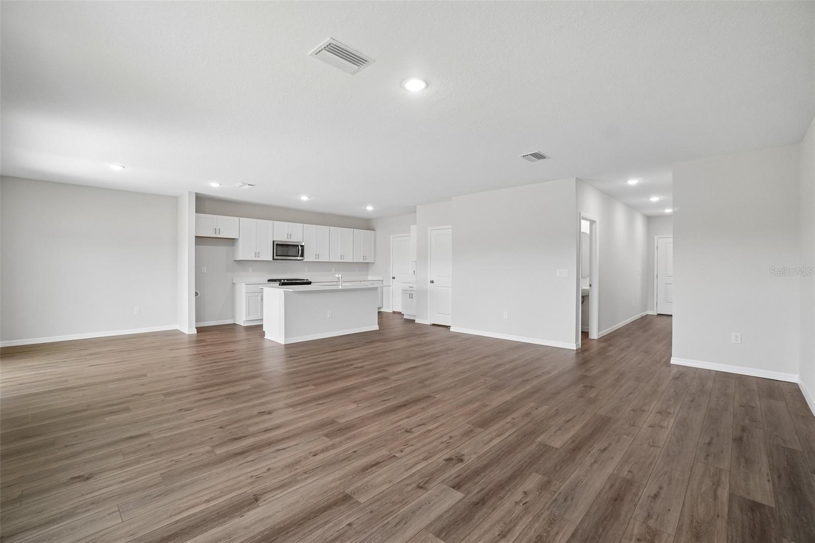 TWO RIVERS - Residential