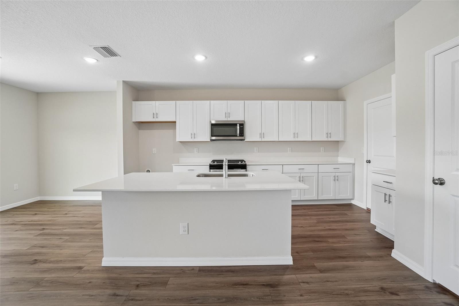 TWO RIVERS - Residential