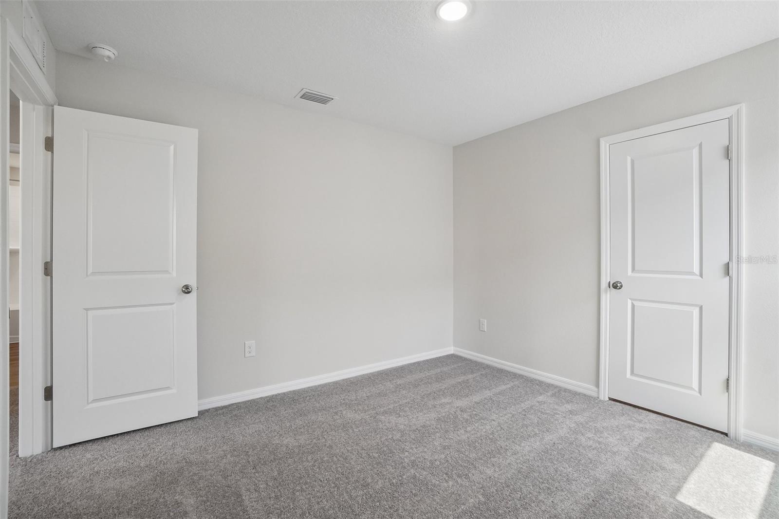 TWO RIVERS - Residential
