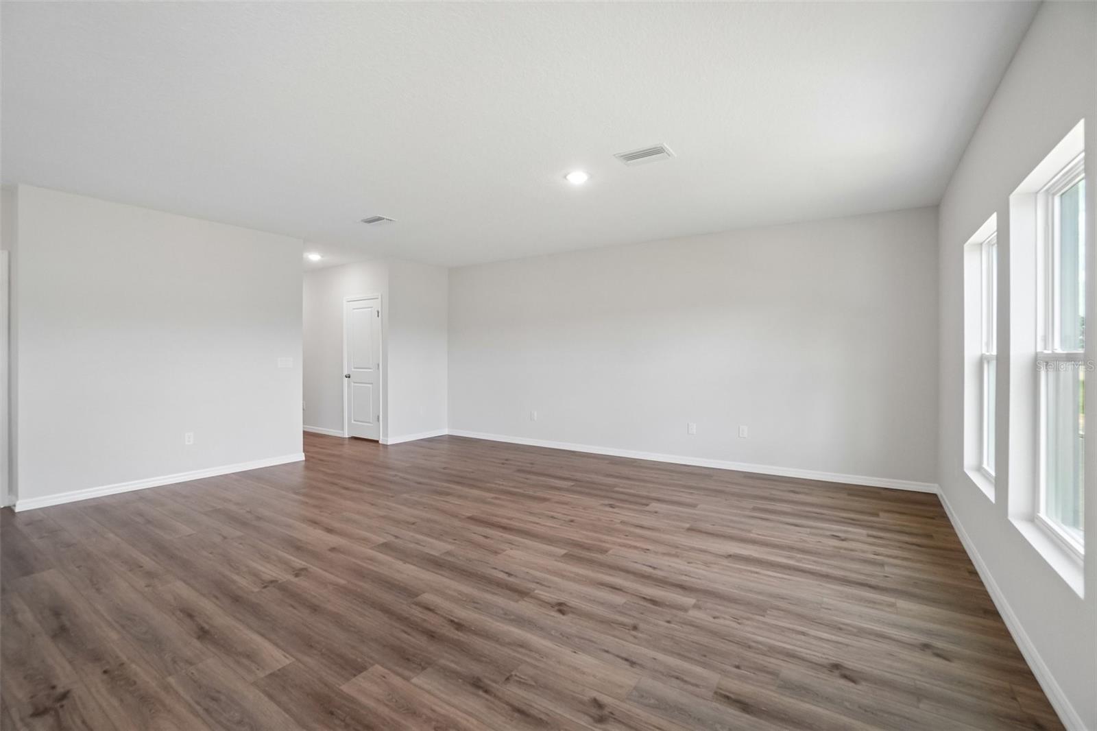 TWO RIVERS - Residential