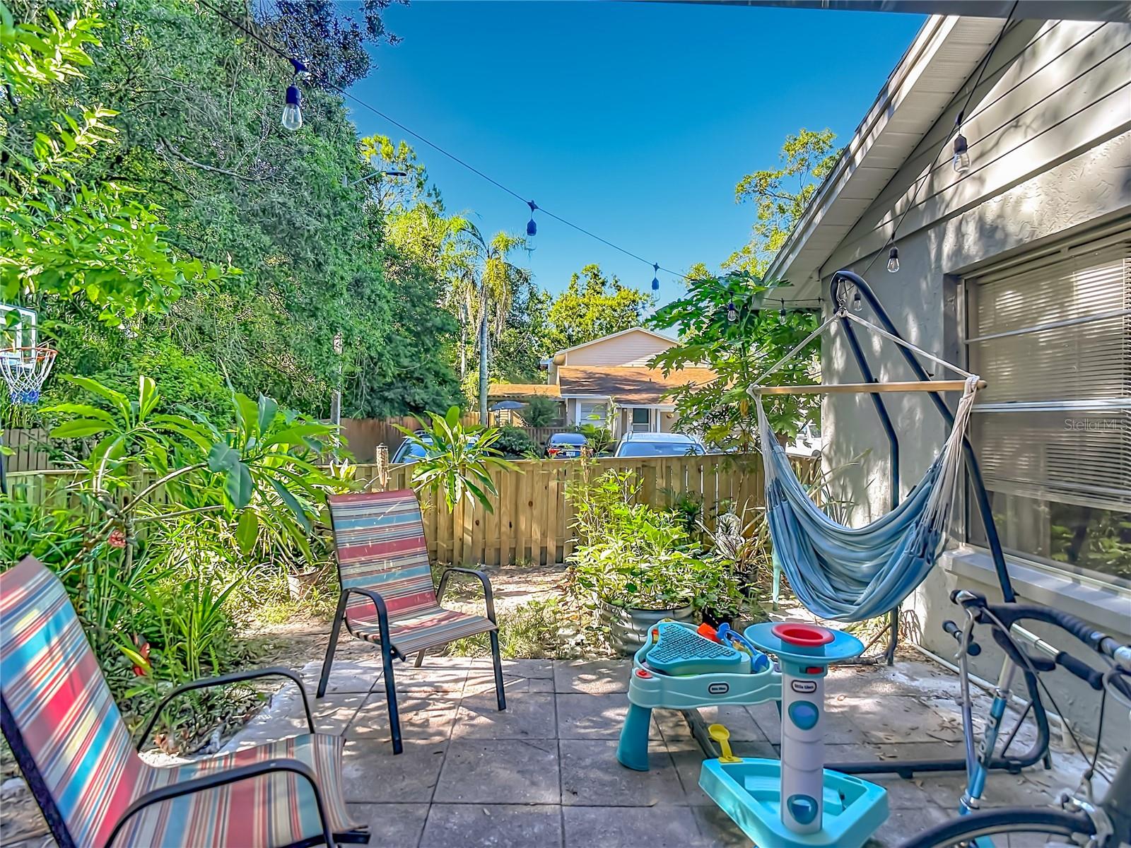 LAKE FOREST - Residential