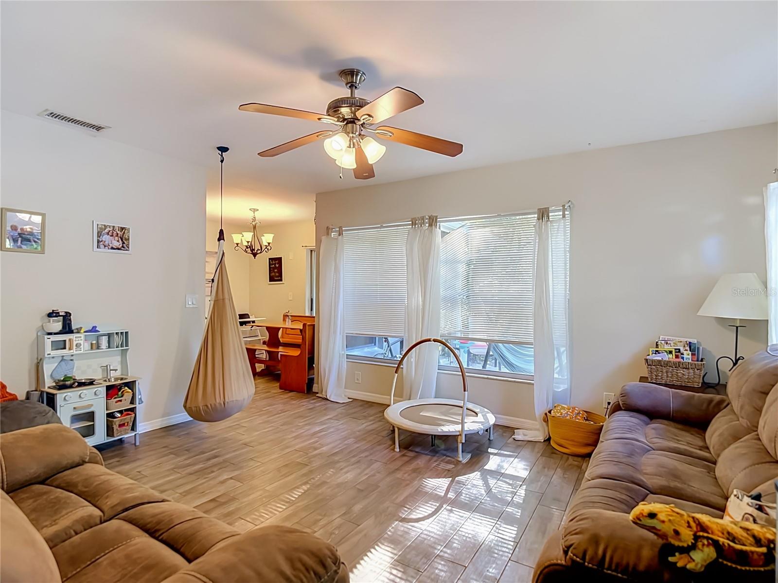 LAKE FOREST - Residential