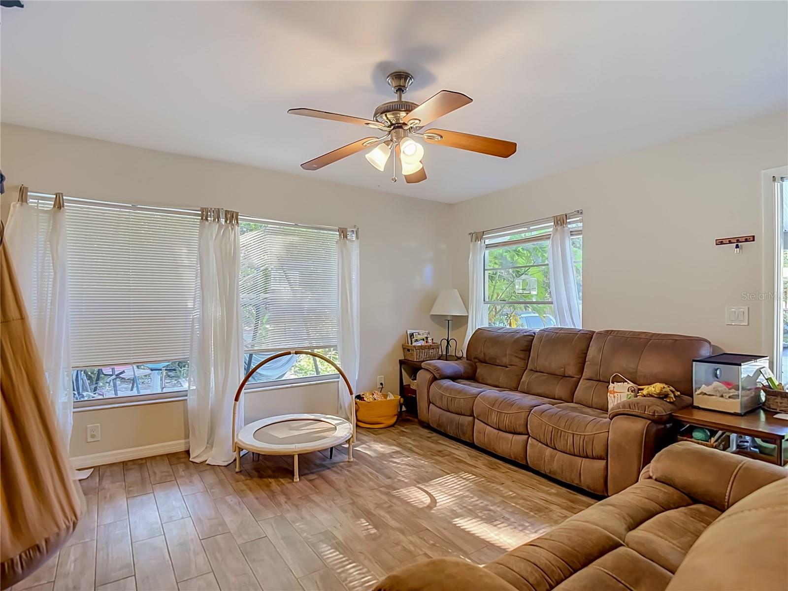 LAKE FOREST - Residential