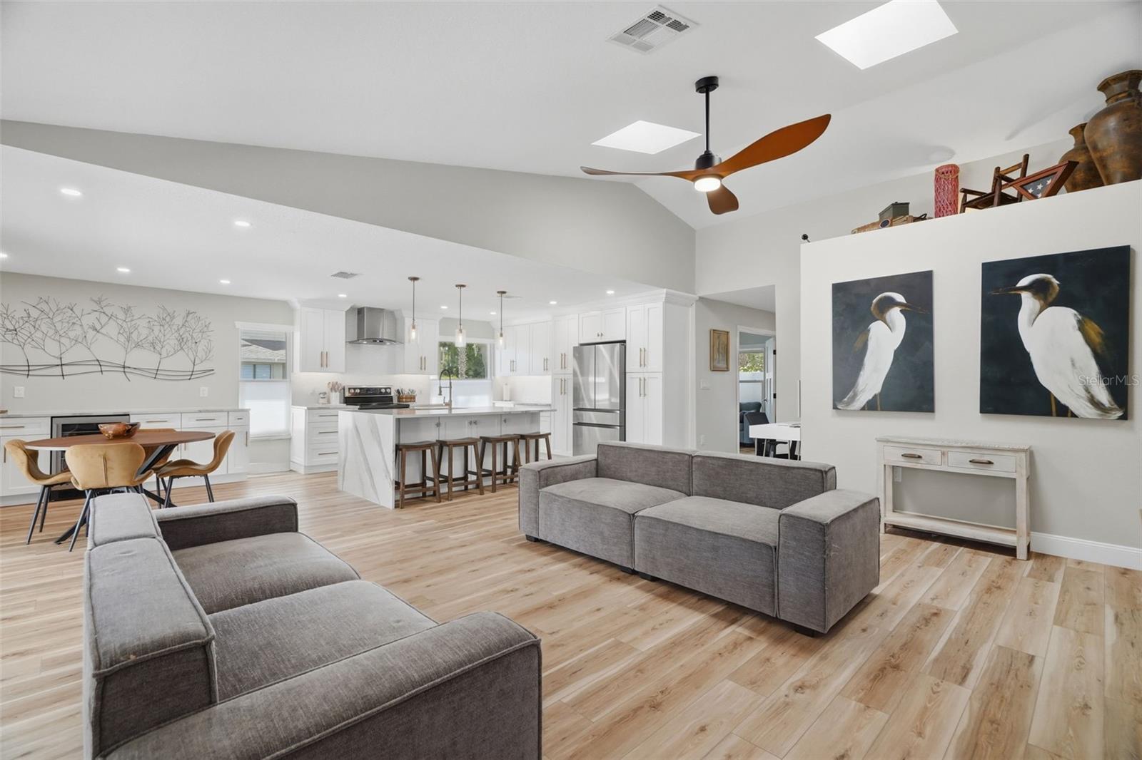 COLONY SOUTH - Residential