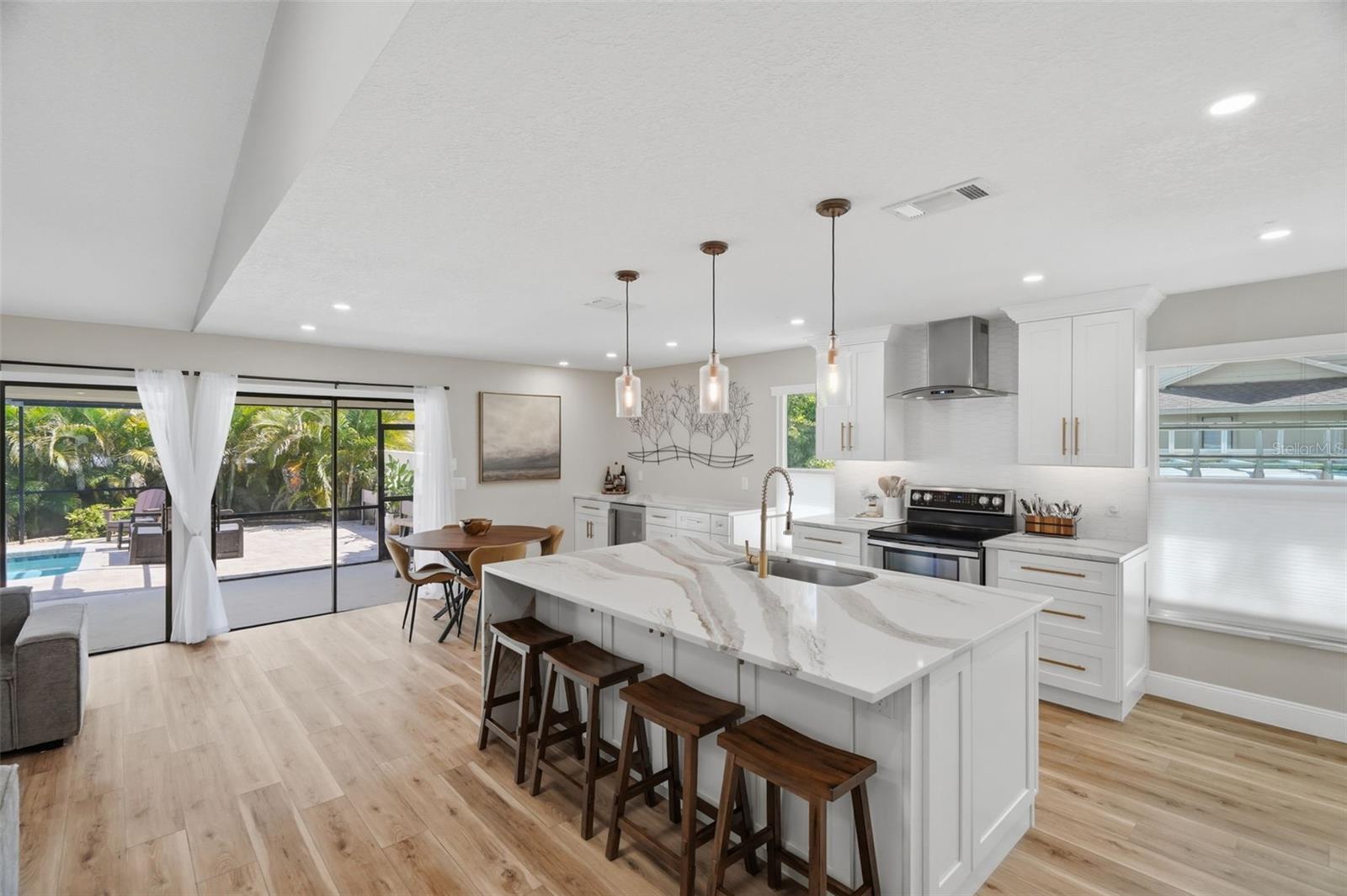 COLONY SOUTH - Residential