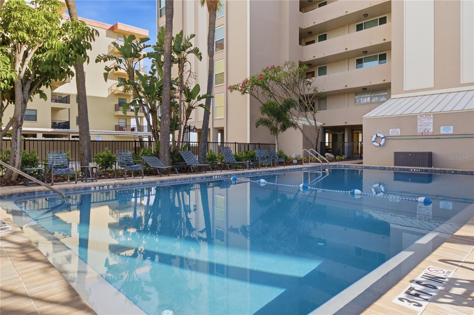 MADEIRA VISTA CONDO - Residential