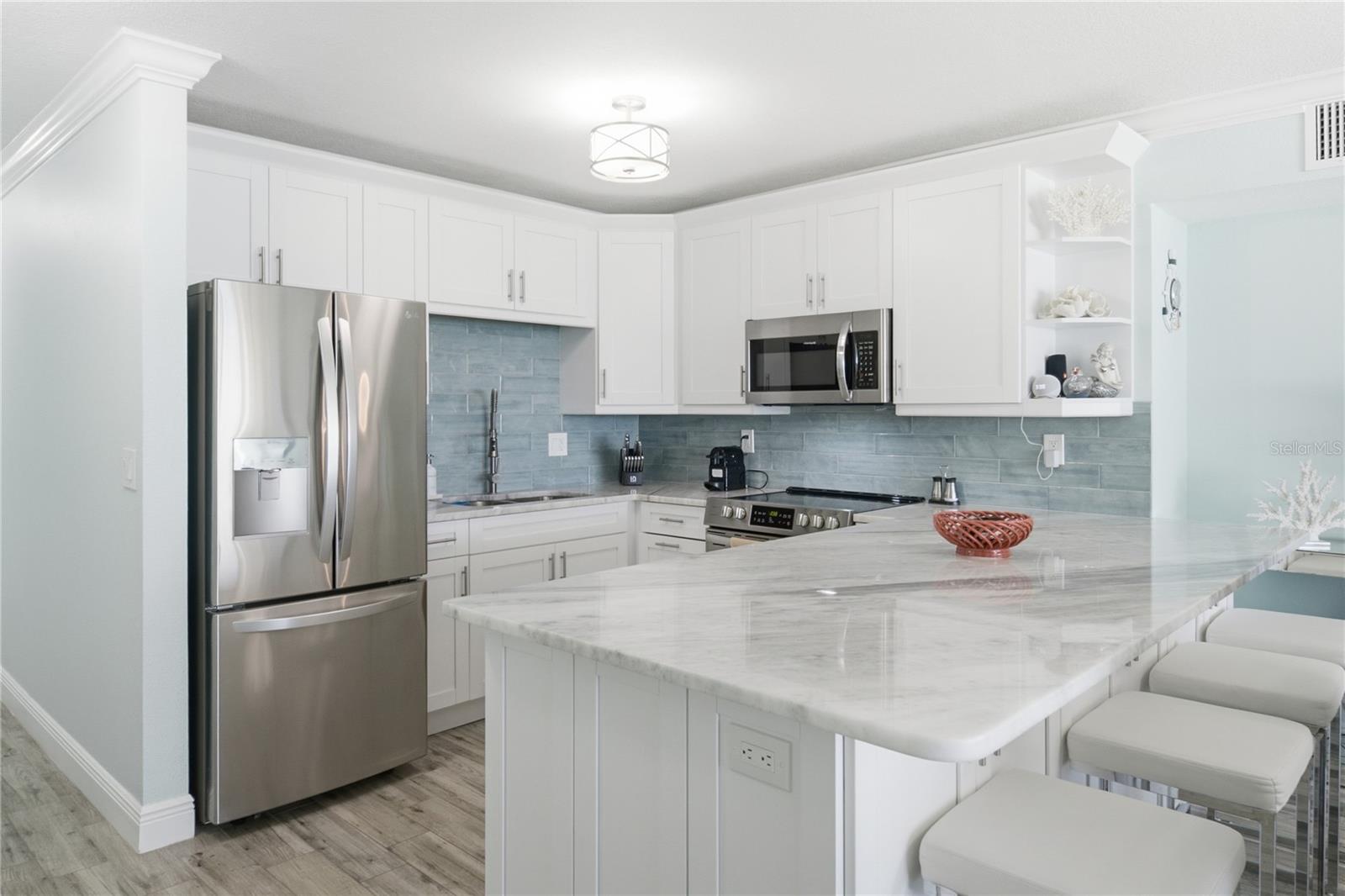MADEIRA VISTA CONDO - Residential