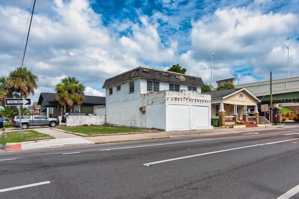 BENJAMINS ADD TO WEST TA - Commercial Sale