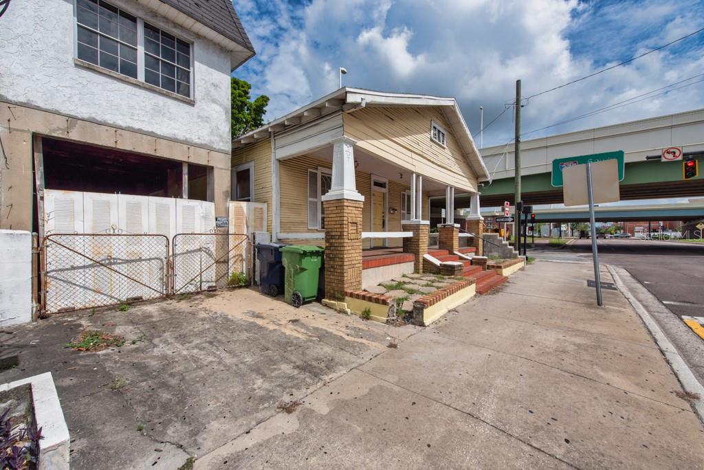 BENJAMINS ADD TO WEST TA - Commercial Sale