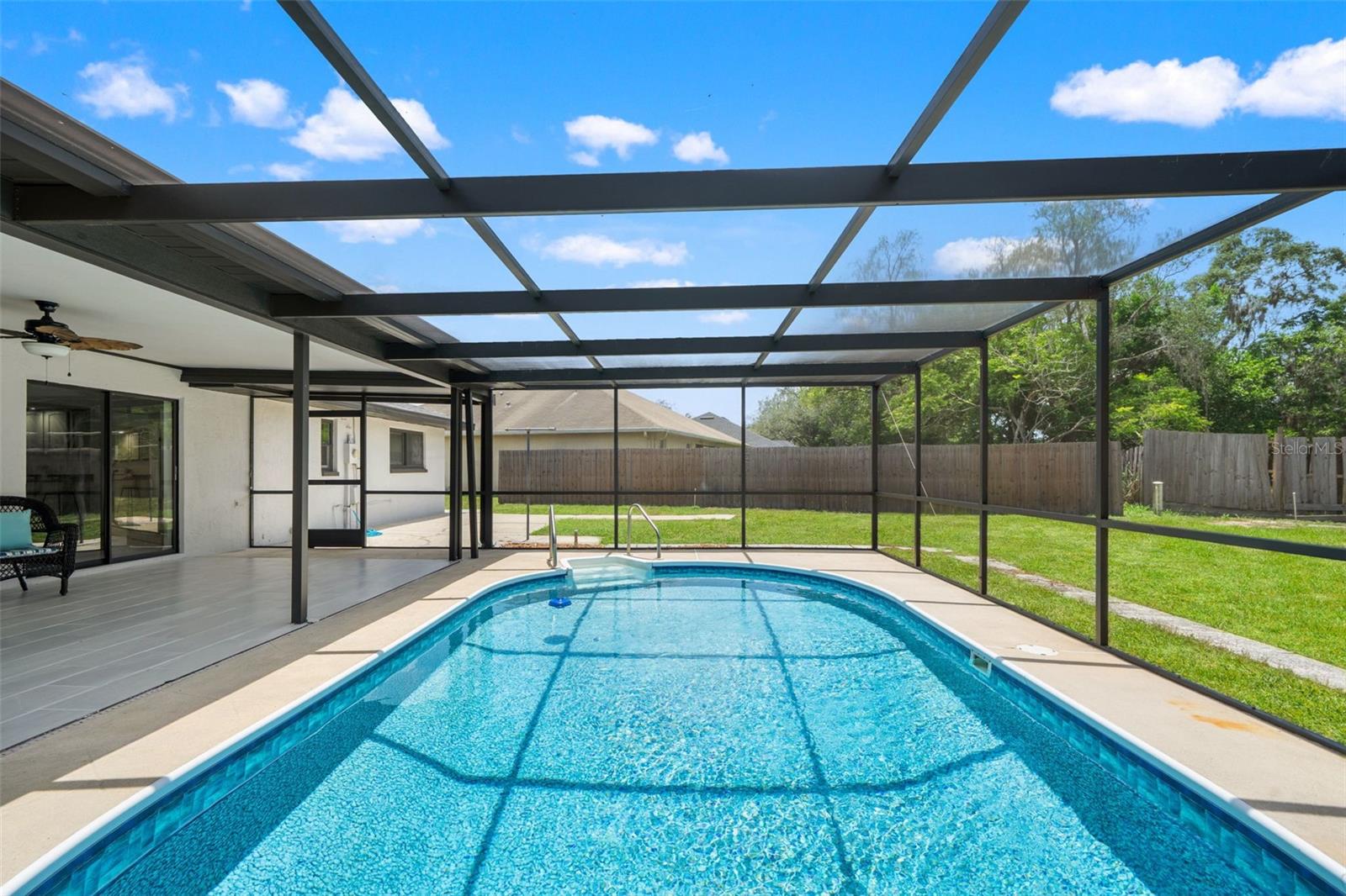 SPRING HILL - Residential