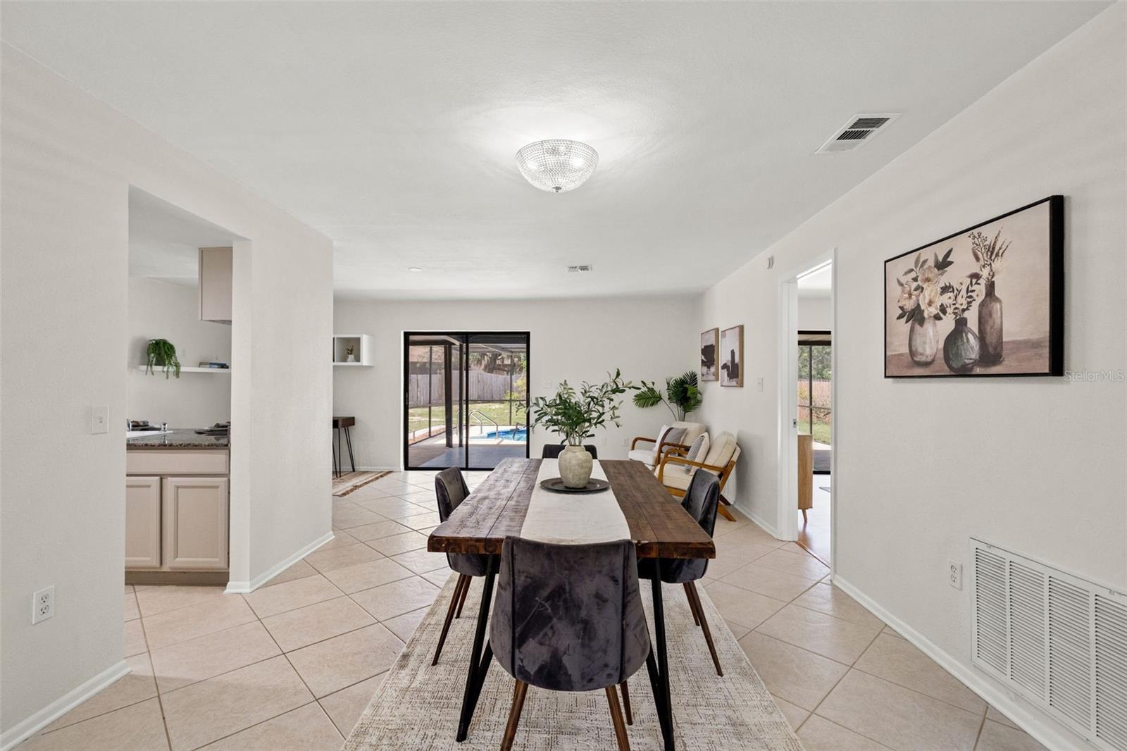 SPRING HILL - Residential
