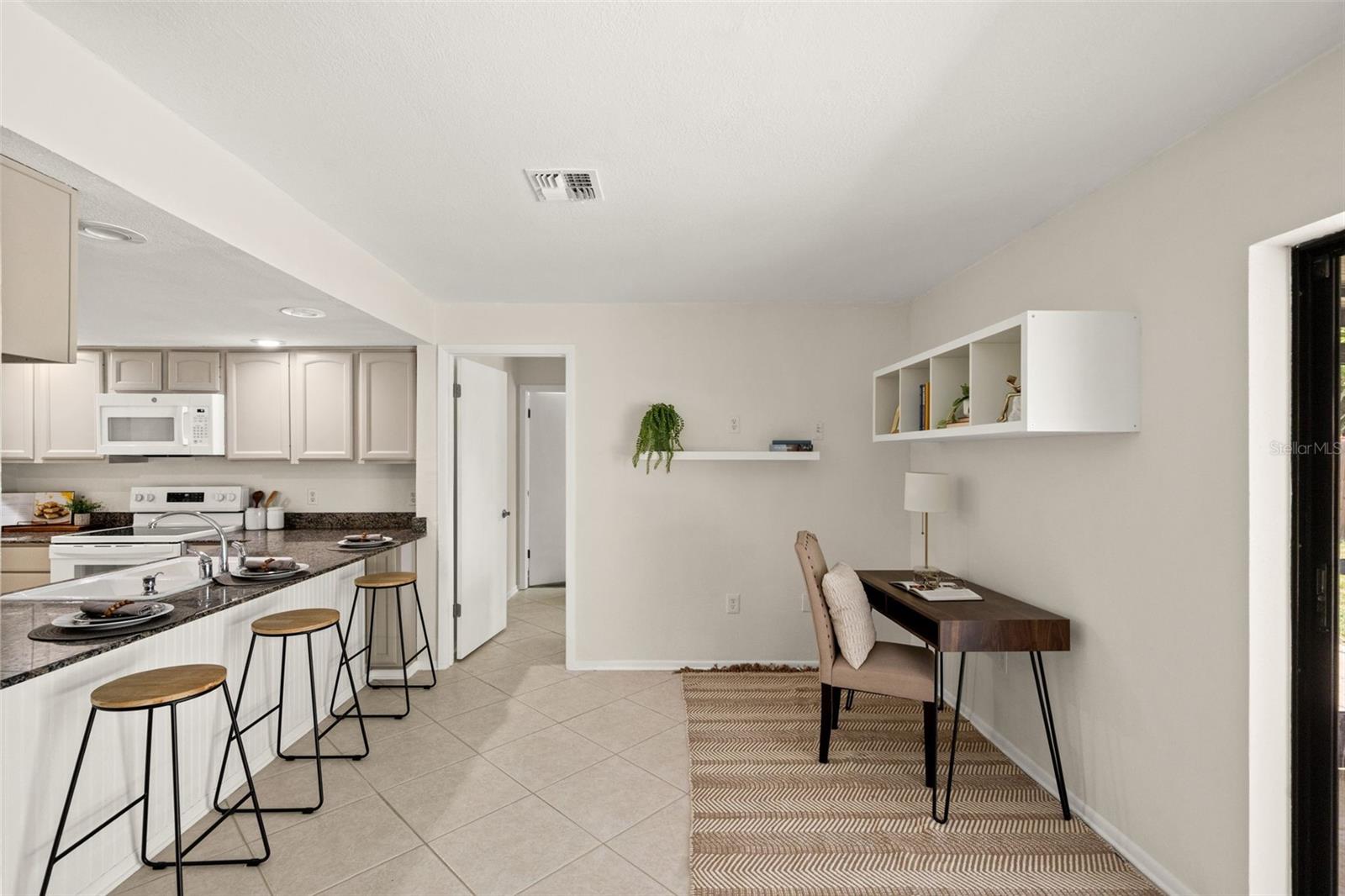 SPRING HILL - Residential