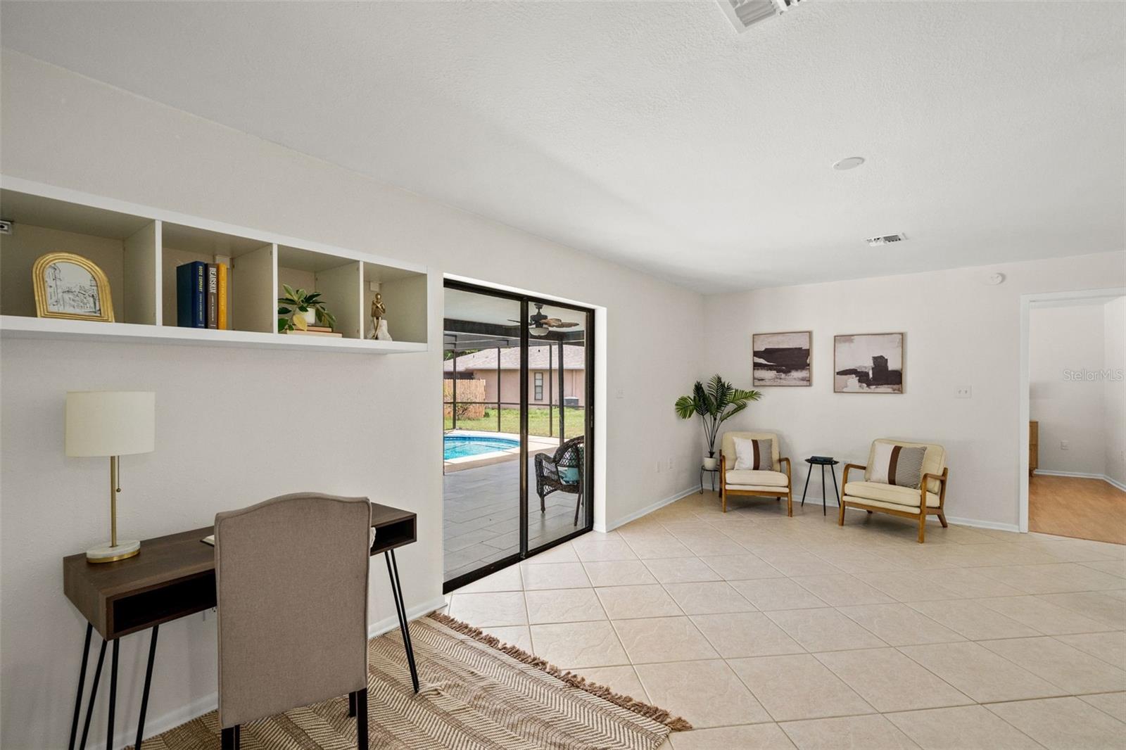 SPRING HILL - Residential
