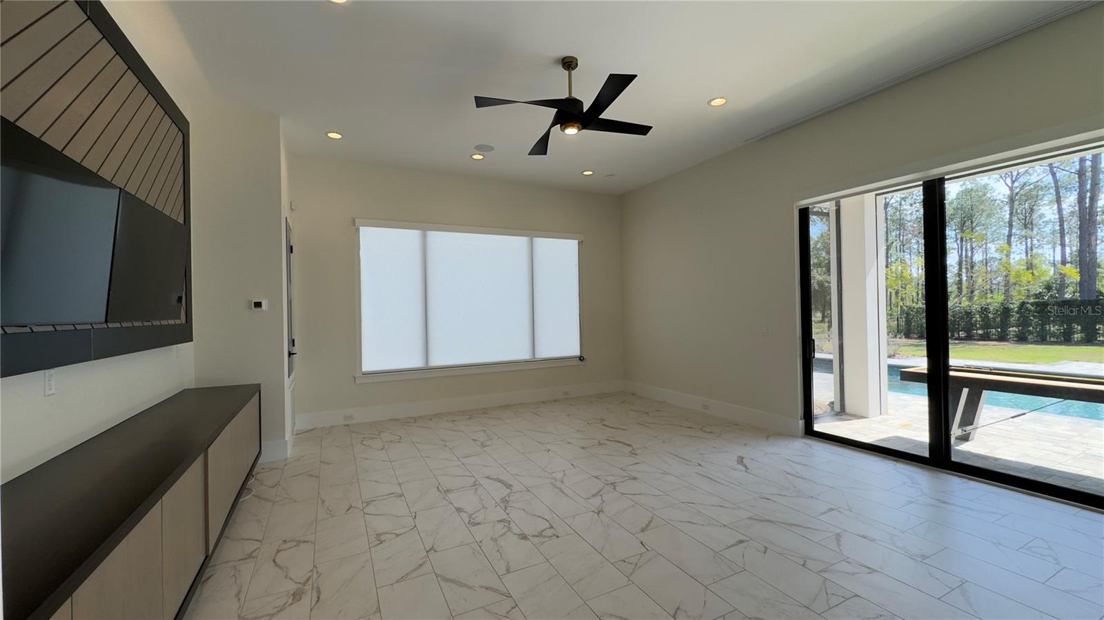 BELLA COLLINA - Residential
