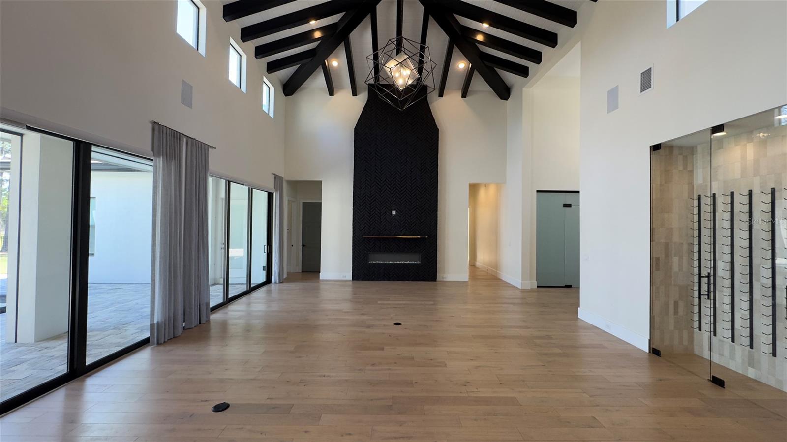 BELLA COLLINA - Residential