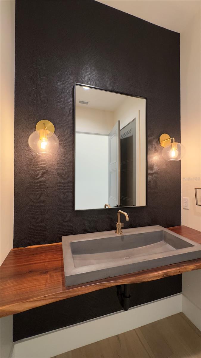 BELLA COLLINA - Residential