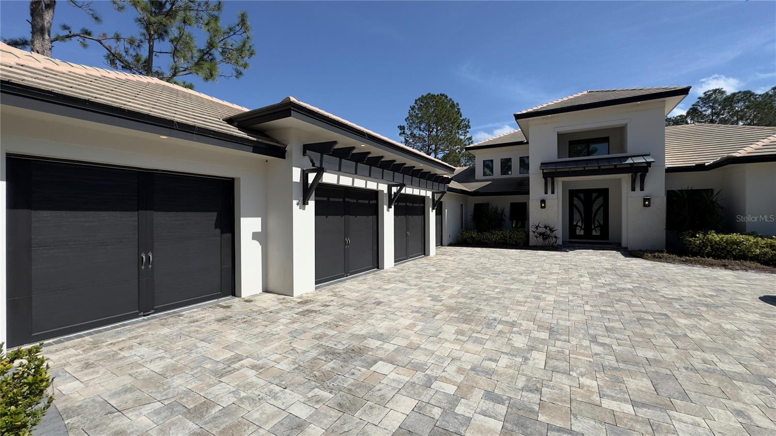 BELLA COLLINA - Residential