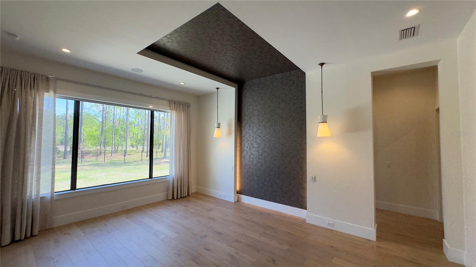 BELLA COLLINA - Residential