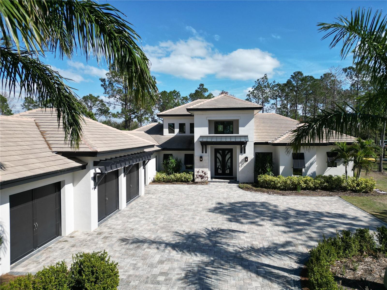 BELLA COLLINA - Residential