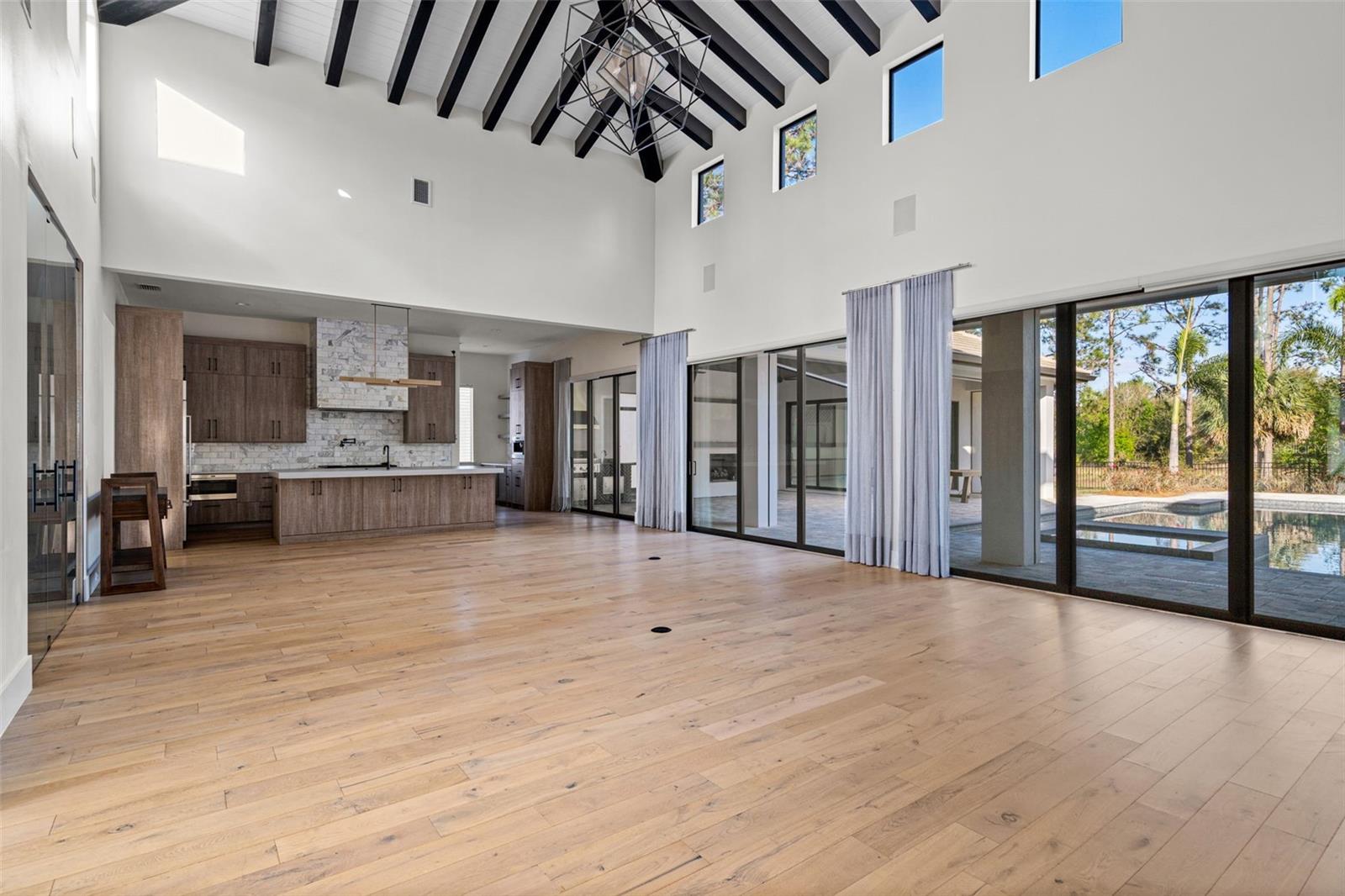BELLA COLLINA - Residential