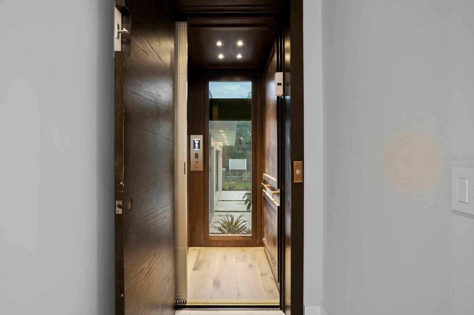 SNELL ISLE BRIGHTWATERS - Residential