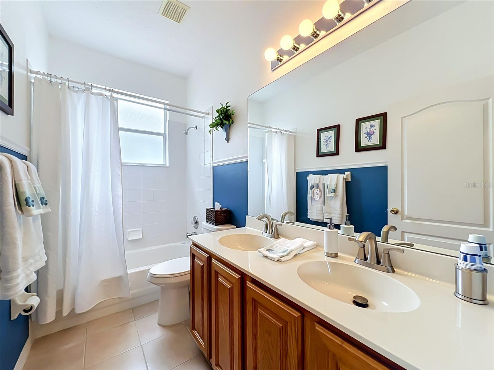 REDBRIDGE AT CARILLON - Residential