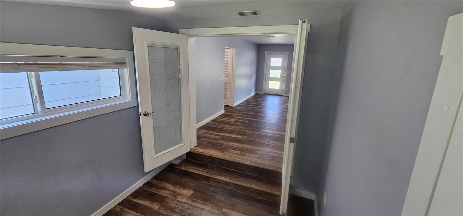 COUNTRY CLUB ESTATES - Residential
