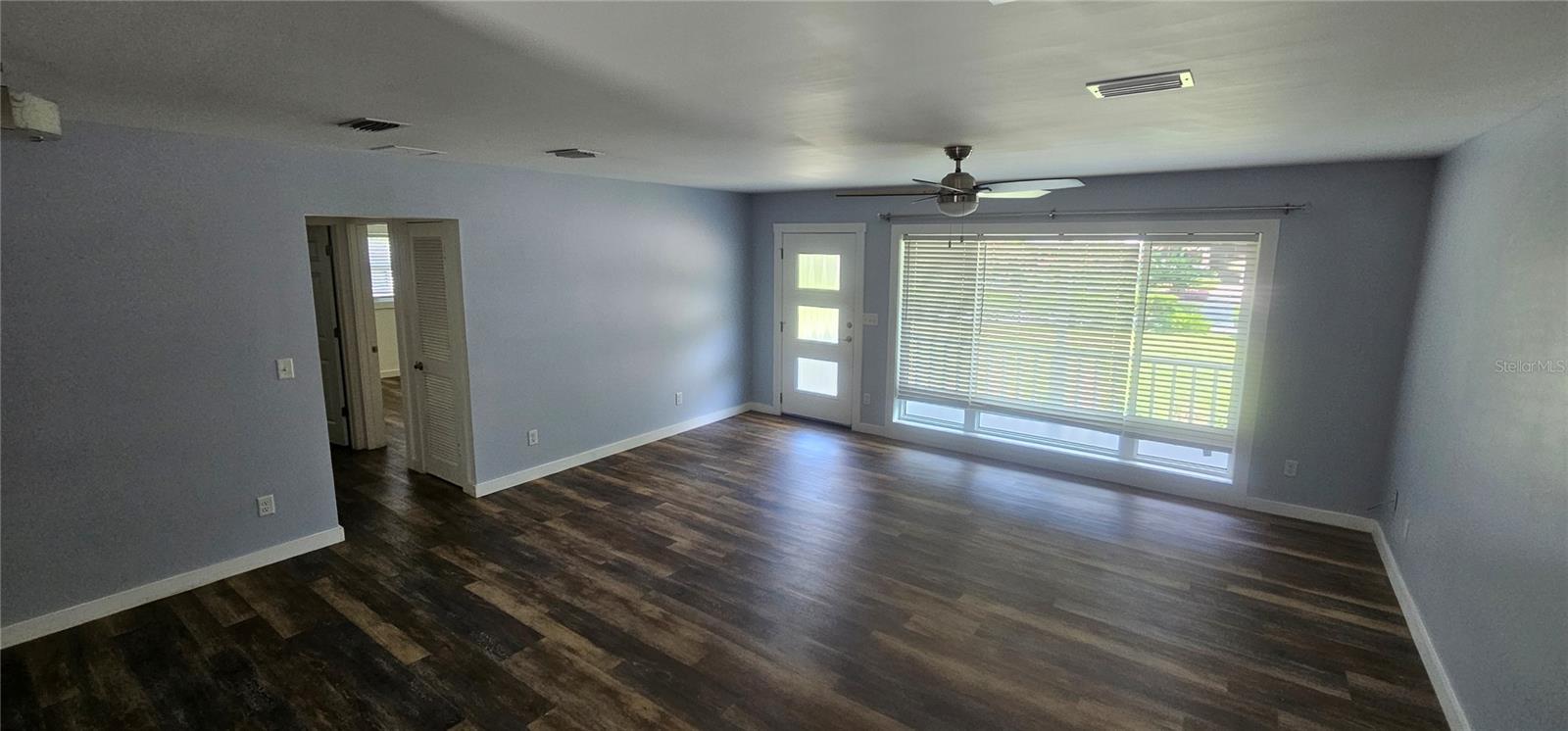 COUNTRY CLUB ESTATES - Residential