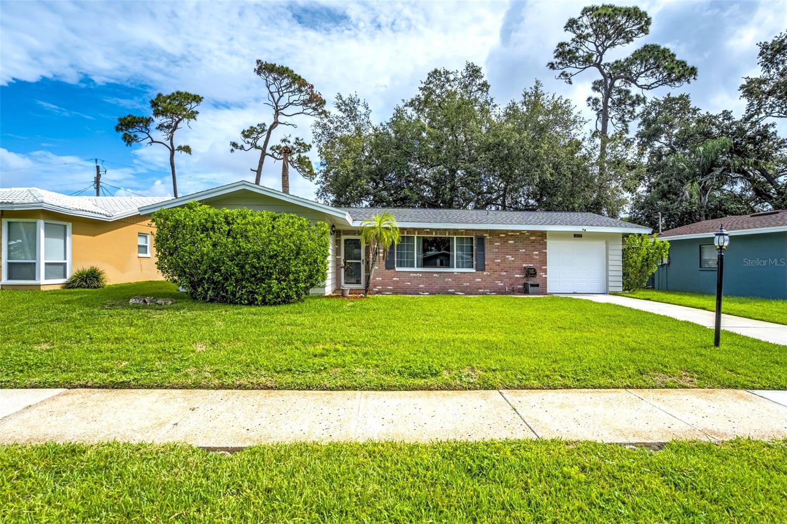 WOODRIDGE - Residential