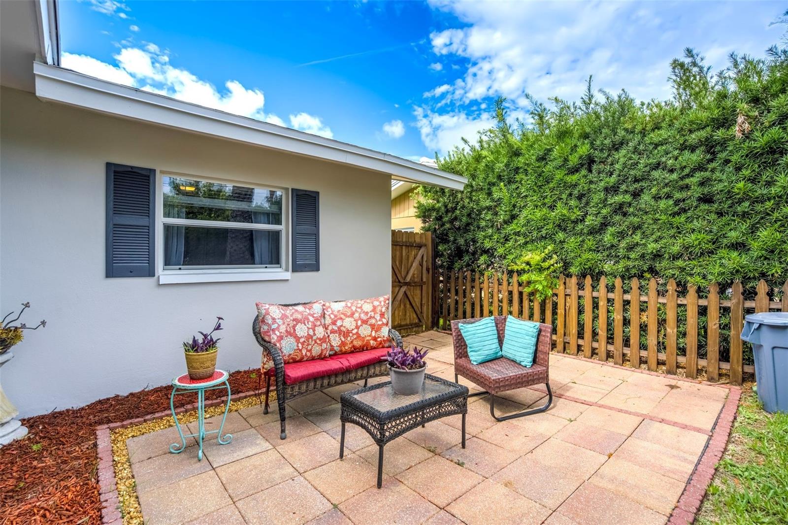 WOODRIDGE - Residential