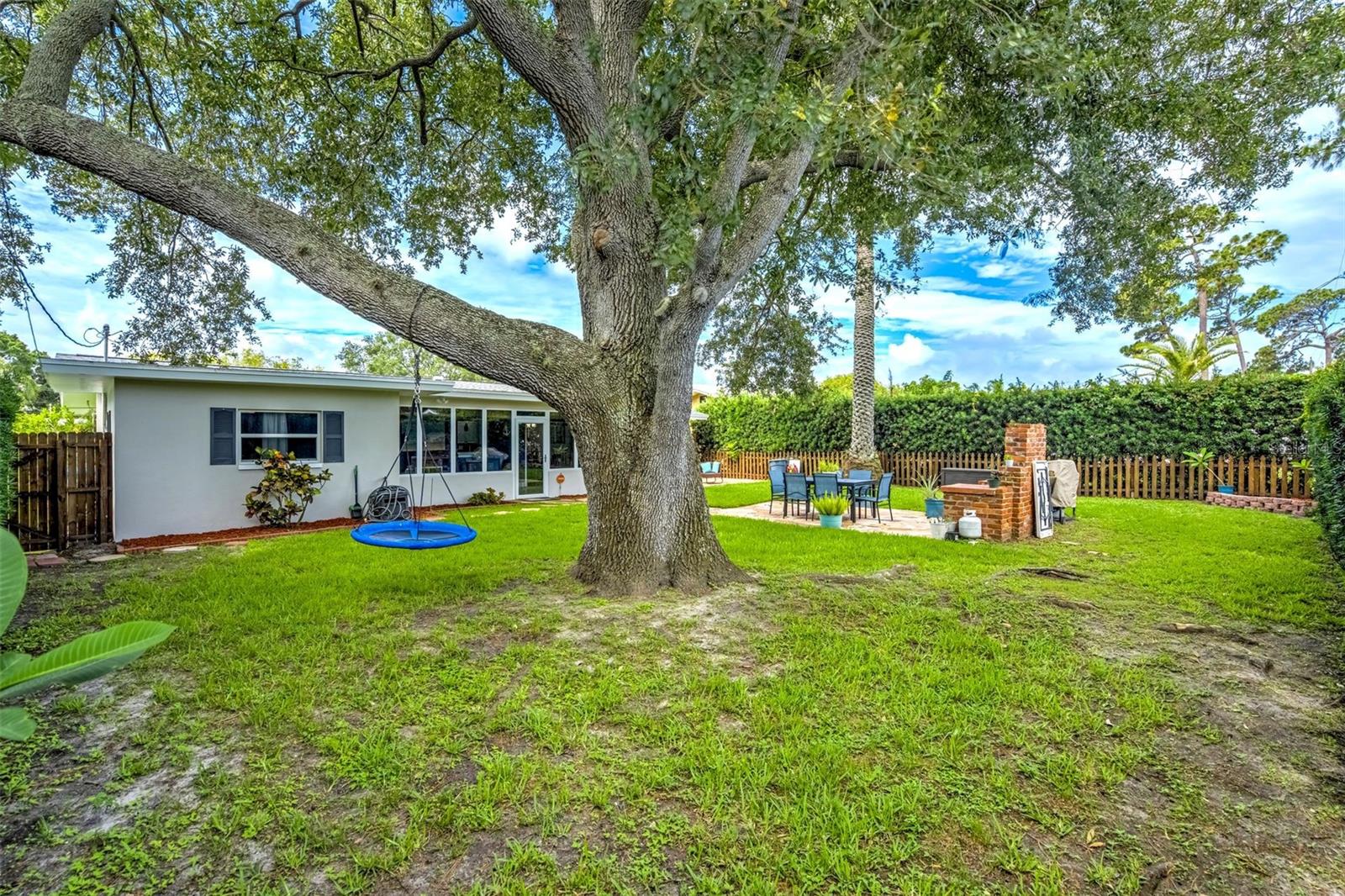 WOODRIDGE - Residential