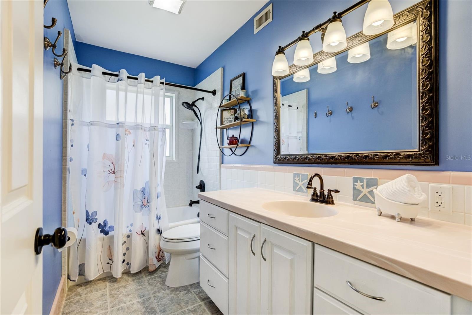WOODRIDGE - Residential
