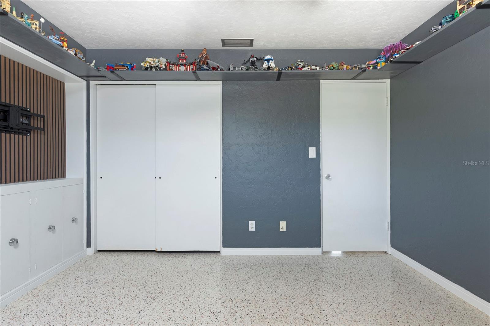 HOLIDAY PARK - Residential