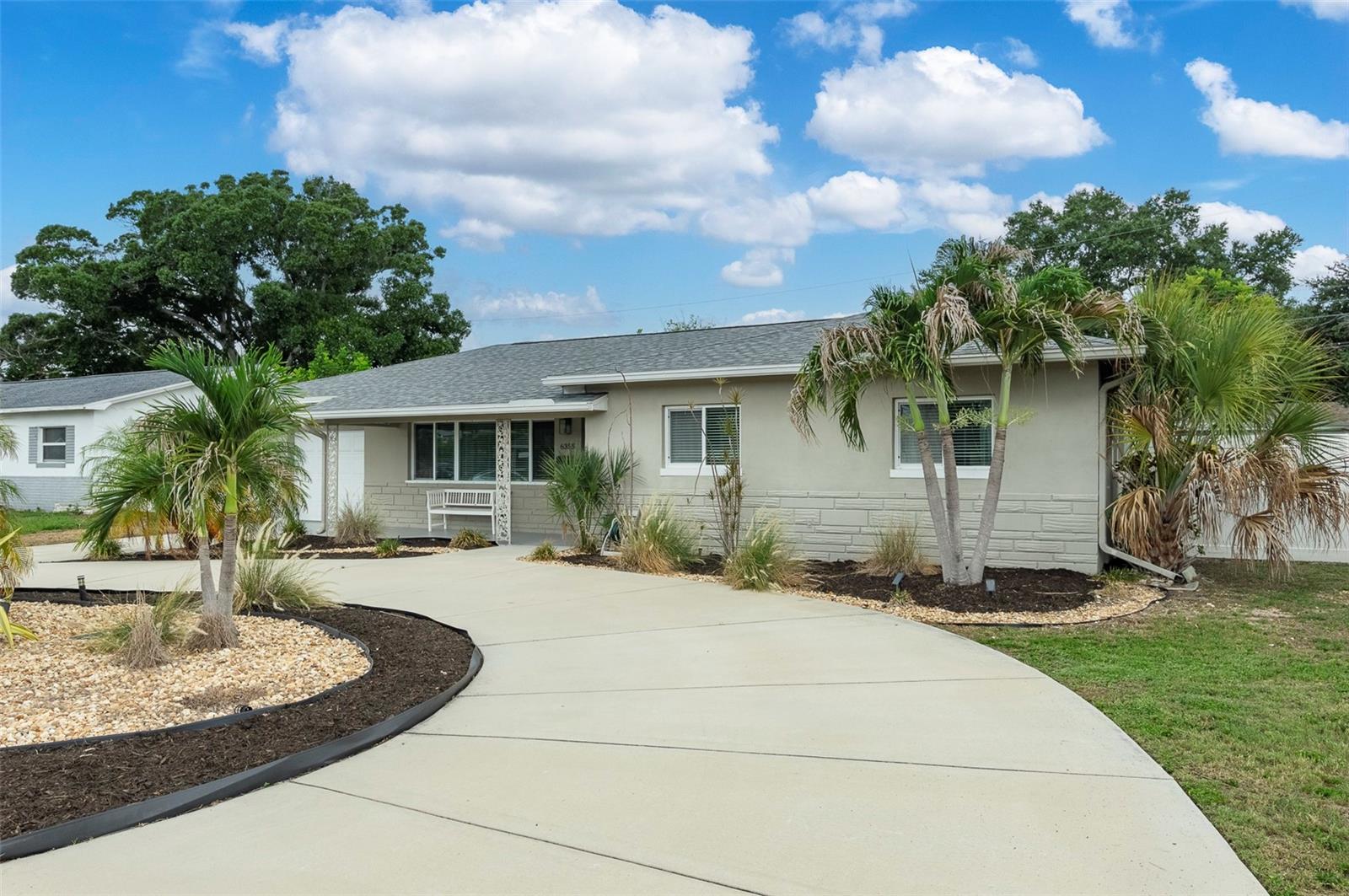 HOLIDAY PARK - Residential