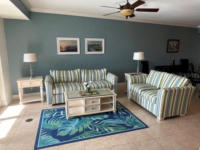 HARBOR VILLAGE MARINA - Residential Lease