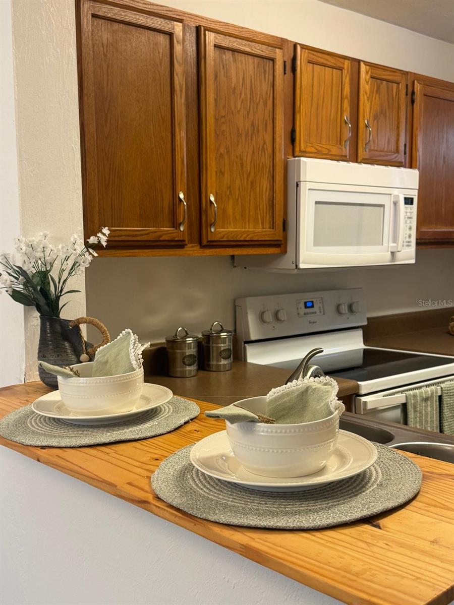 HAYSTACKS - Residential Lease